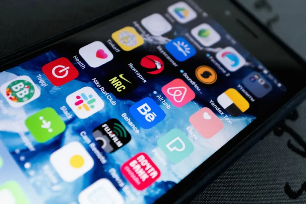 comment-detecter-une-camera-dans-un-airbnb-camera-telephone-nehome