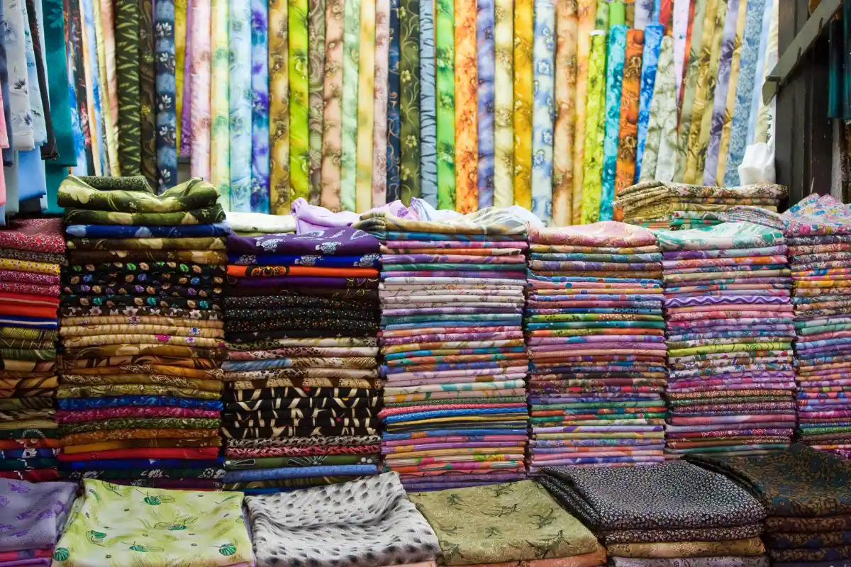 souk Naïf dubai, tissus à vendre