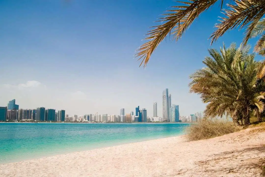 Quand profiter de la plage à Dubaï ?